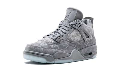 Air Jordan 4 Retro Kaws